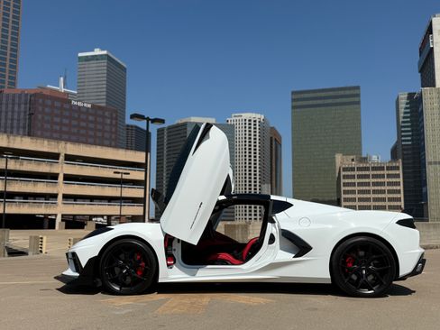 Used 2022 Chevrolet Corvette Stingray Preferred Cpe w/ Z51 Performance Package image 4