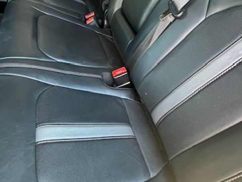 Used 2019 Ford F150 Platinum w/ Equipment Group 701A Luxury image 21