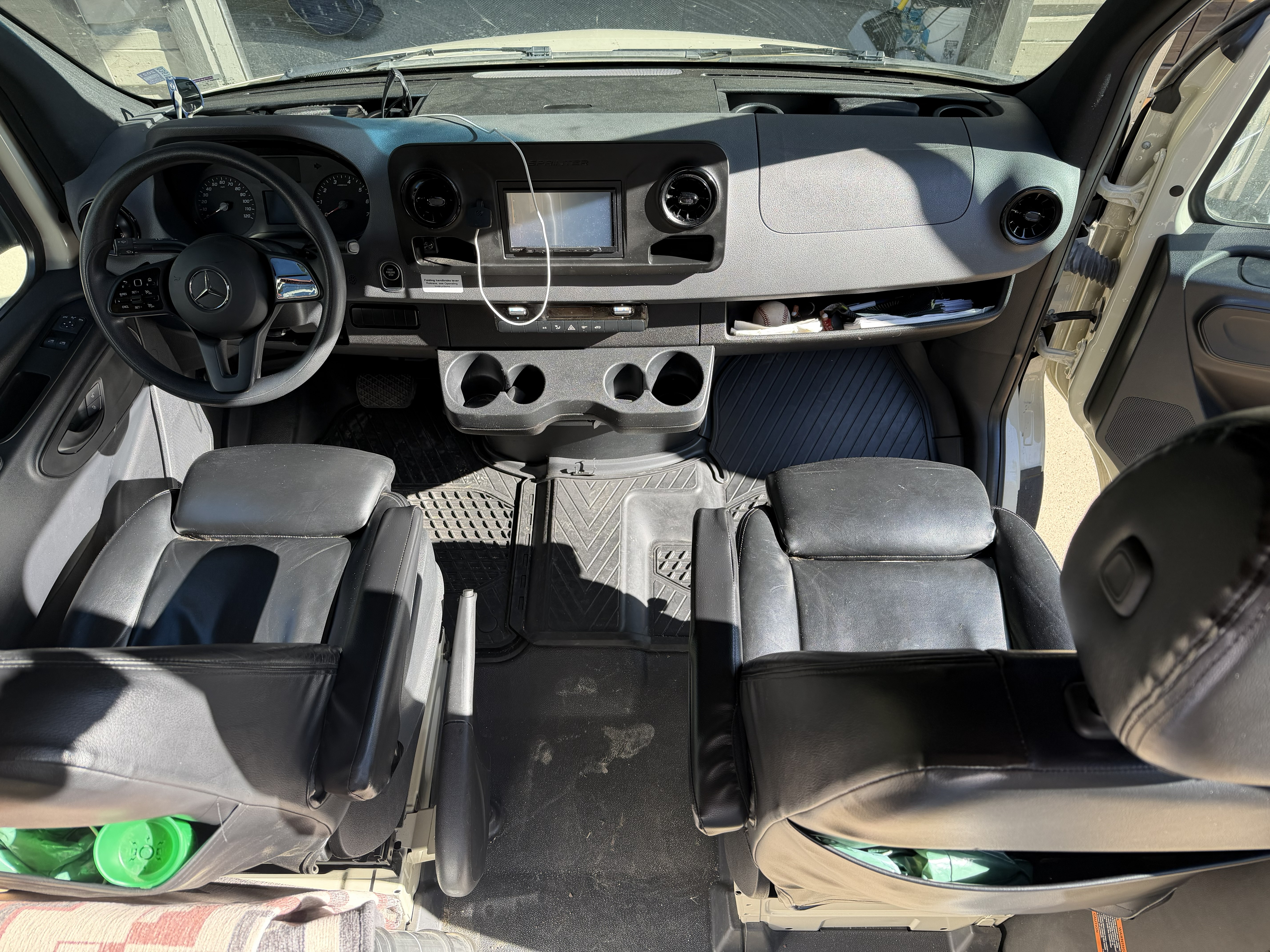 Used 2021 Mercedes-Benz Sprinter 1500 image 6