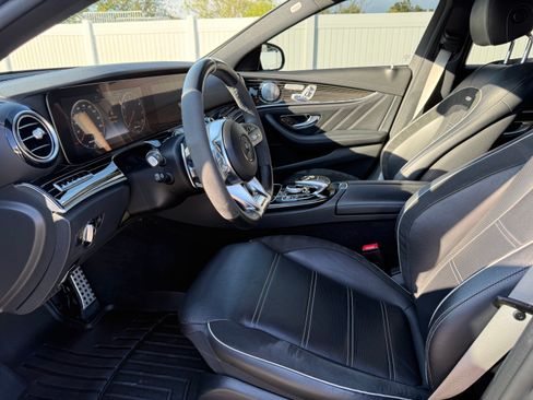 Used 2019 Mercedes-Benz E 63 AMG S image 23