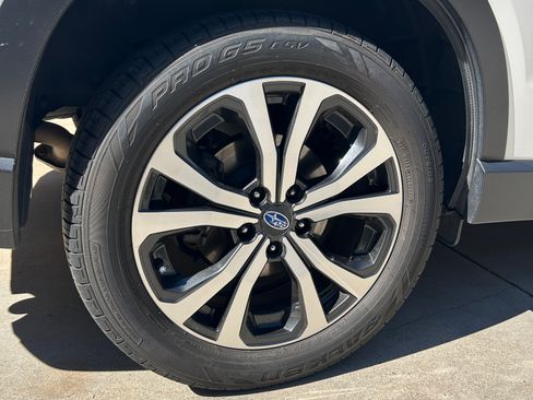 Used 2020 Subaru Forester Limited w/ Popular Package #3 AWD/4WD image 26