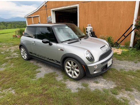 Used 2002 MINI Cooper S FWD image 2