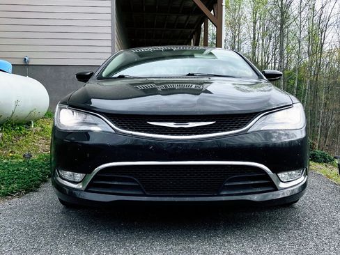 Used 2015 Chrysler 200 C w/ Navigation & Sound Group I image 5