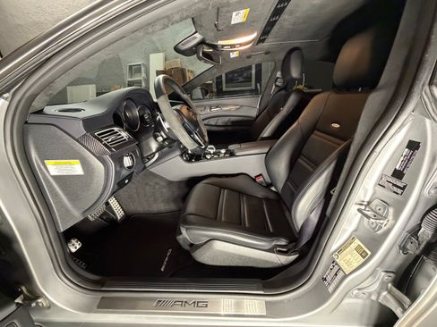 Used 2012 Mercedes-Benz CLS 63 AMG image 16
