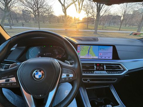 Used 2019 BMW X5 xDrive40i w/ Premium Package 2 image 28