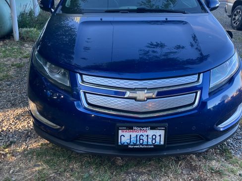 Used 2013 Chevrolet Volt Premium w/ Premium Trim Package FWD image 5