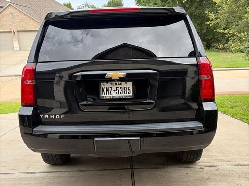 Used 2016 Chevrolet Tahoe LT RWD image 1