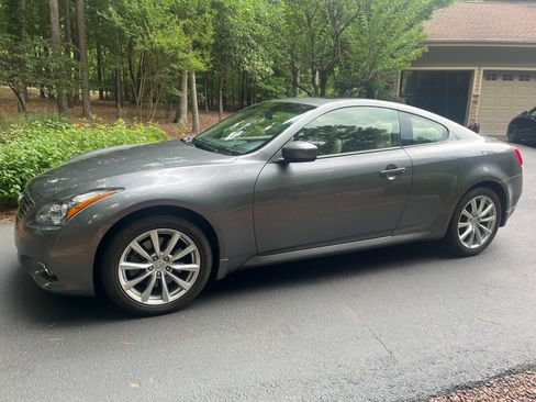 Used 2013 INFINITI G37 x Coupe w/ Premium Pkg AWD/4WD image 1