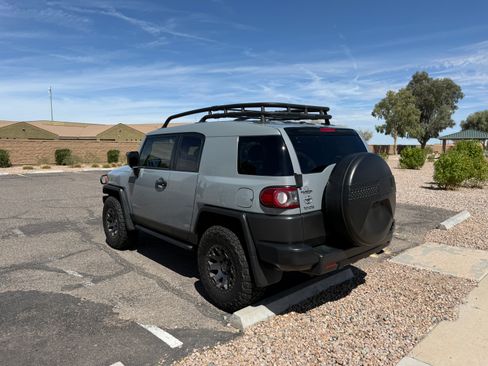 Used 2013 Toyota FJ Cruiser 4WD w/ Trail Teams Special Edition image 4