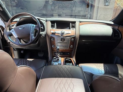 Used 2017 INFINITI QX80 Limited AWD/4WD image 28