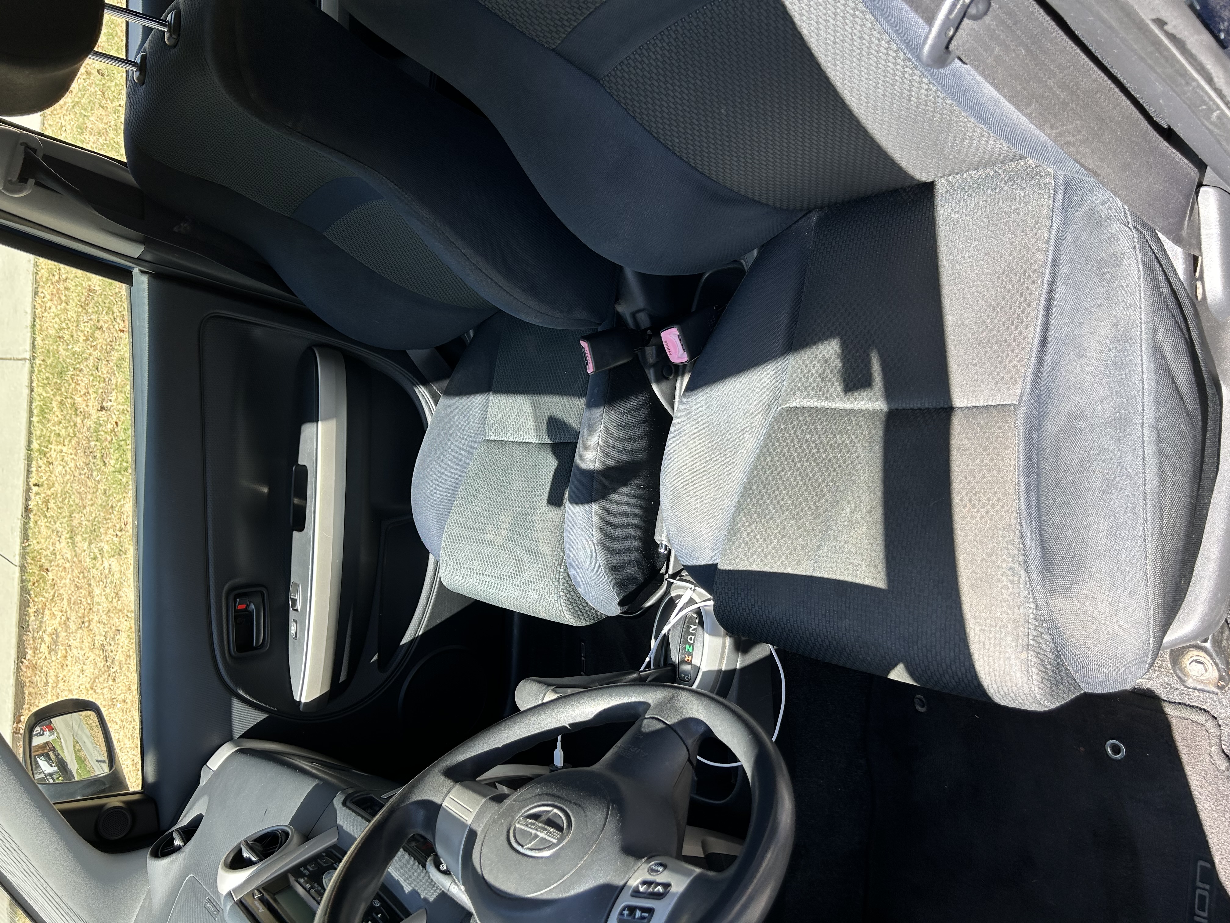 Used 2006 Scion xA FWD image 12