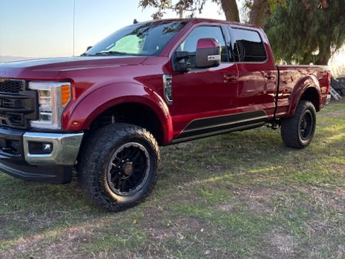 Used 2019 Ford F250 Lariat w/ Lariat Ultimate Package image 1