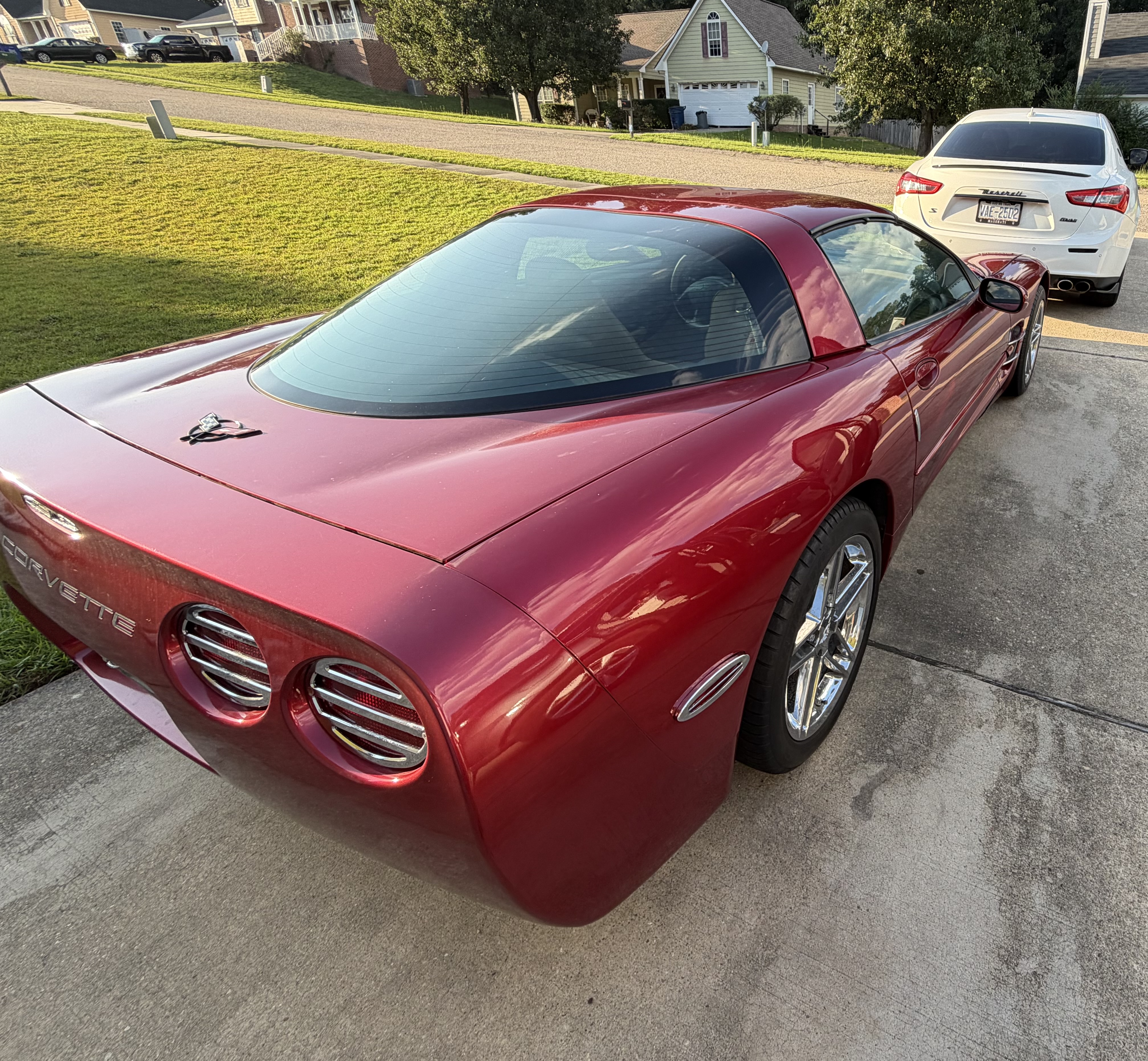 Used 2002 Chevrolet Corvette Coupe w/ Preferred Equipment Group2 RWD image 10