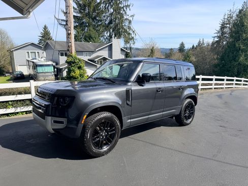 Used 2024 Land Rover Defender 110 S image 1