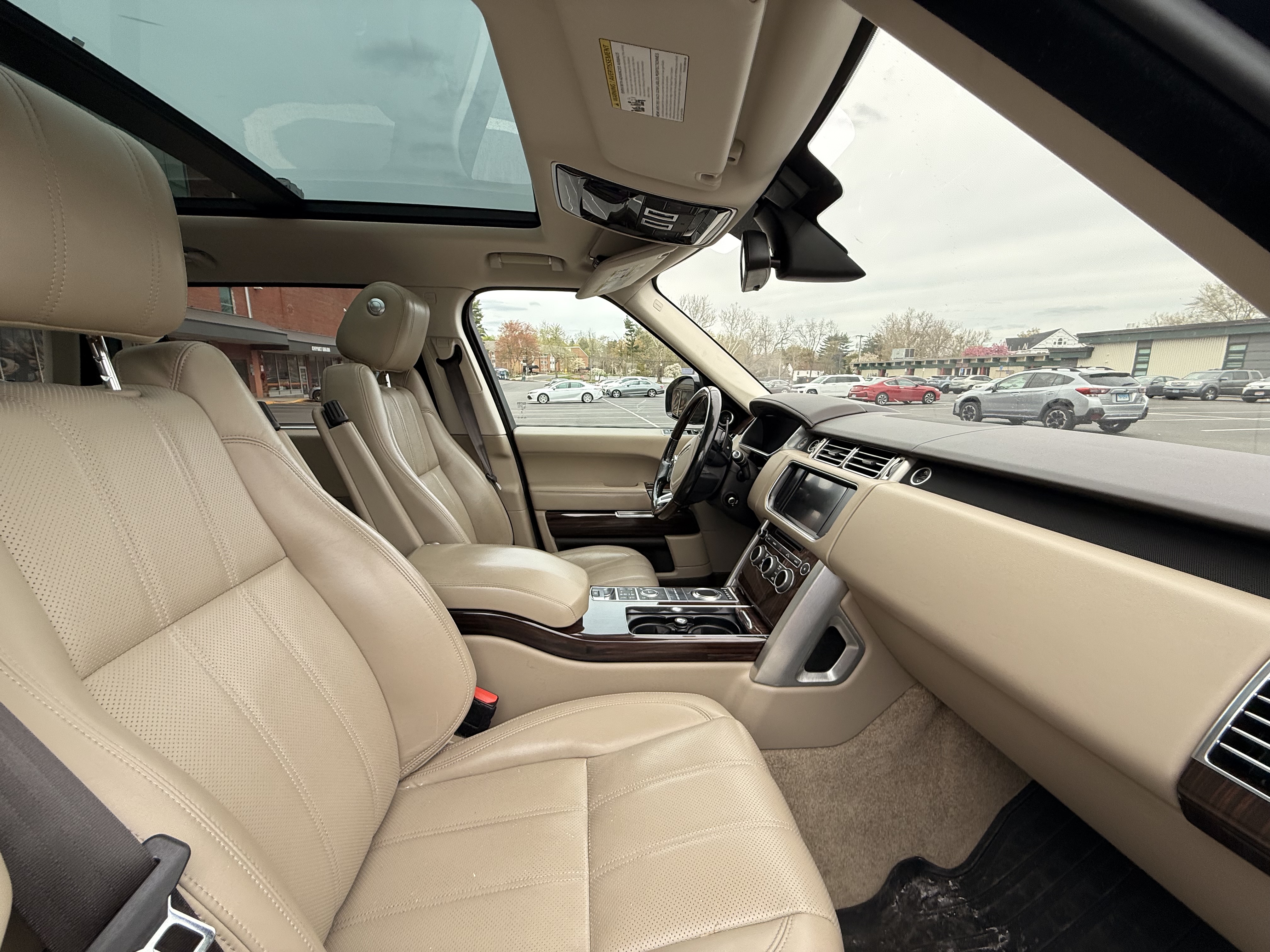 Used 2016 Land Rover Range Rover Long Wheelbase Supercharged AWD/4WD image 4