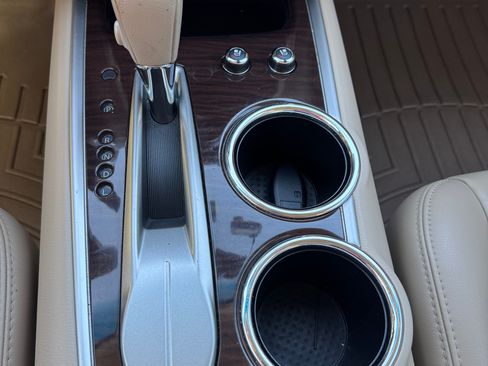 Used 2015 Nissan Pathfinder Platinum image 15