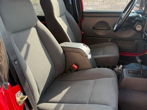 Used 2006 Jeep Wrangler X w/ Tire & Wheel Group (Ecco) image 9