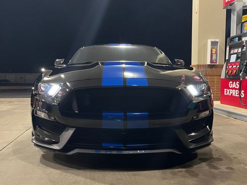 Used 2017 Ford Mustang Shelby GT350 w/ Electronics Package RWD image 20