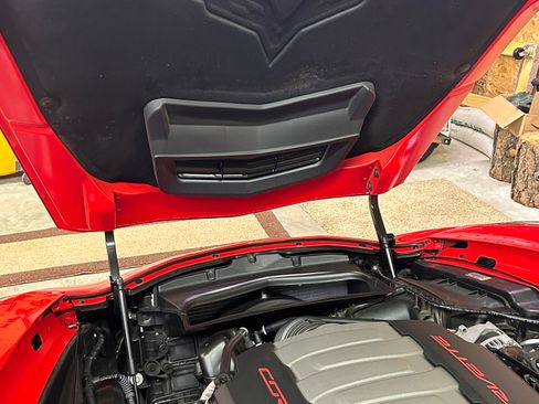 Used 2015 Chevrolet Corvette Stingray Coupe w/ 2LT Preferred Equipment Group image 17