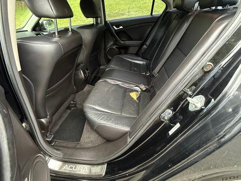 Used 2011 Acura TSX Sedan FWD image 2