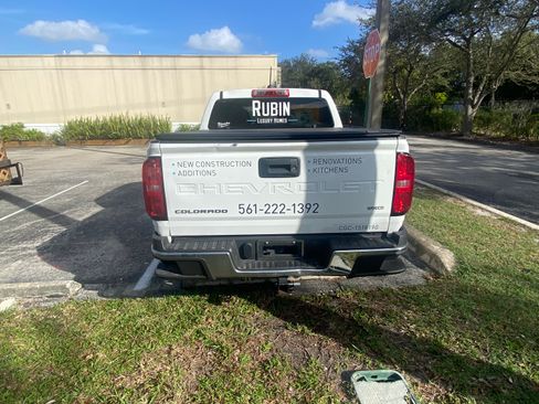 Used 2022 Chevrolet Colorado W/T image 8