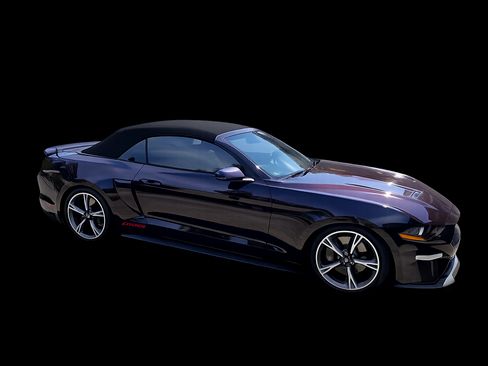 Used 2022 Ford Mustang GT Premium w/ Equipment Group 401A RWD image 2