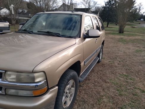 Used 2005 Chevrolet Tahoe LT w/ LT Preferred Equipment Group image 15