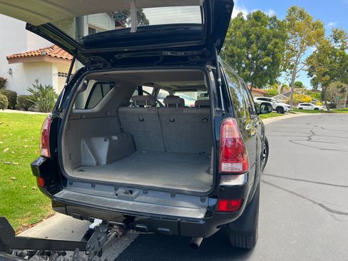 Used 2005 Toyota 4Runner Sport AWD/4WD image 9