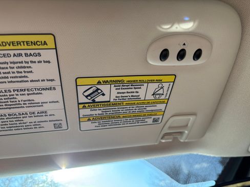 Used 2015 Ford Escape Titanium image 13