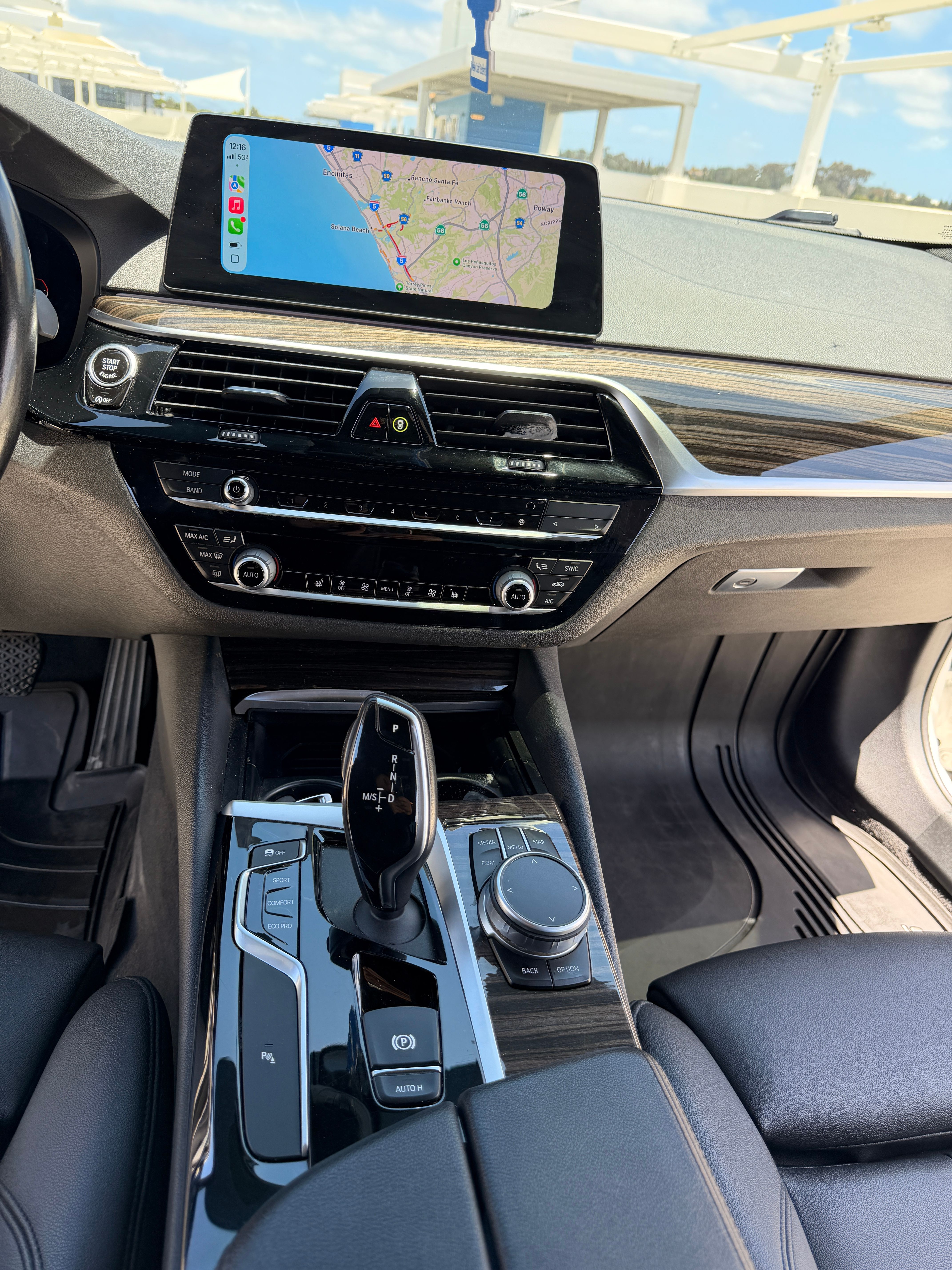 Used 2020 BMW 530i w/ Convenience Package RWD image 14