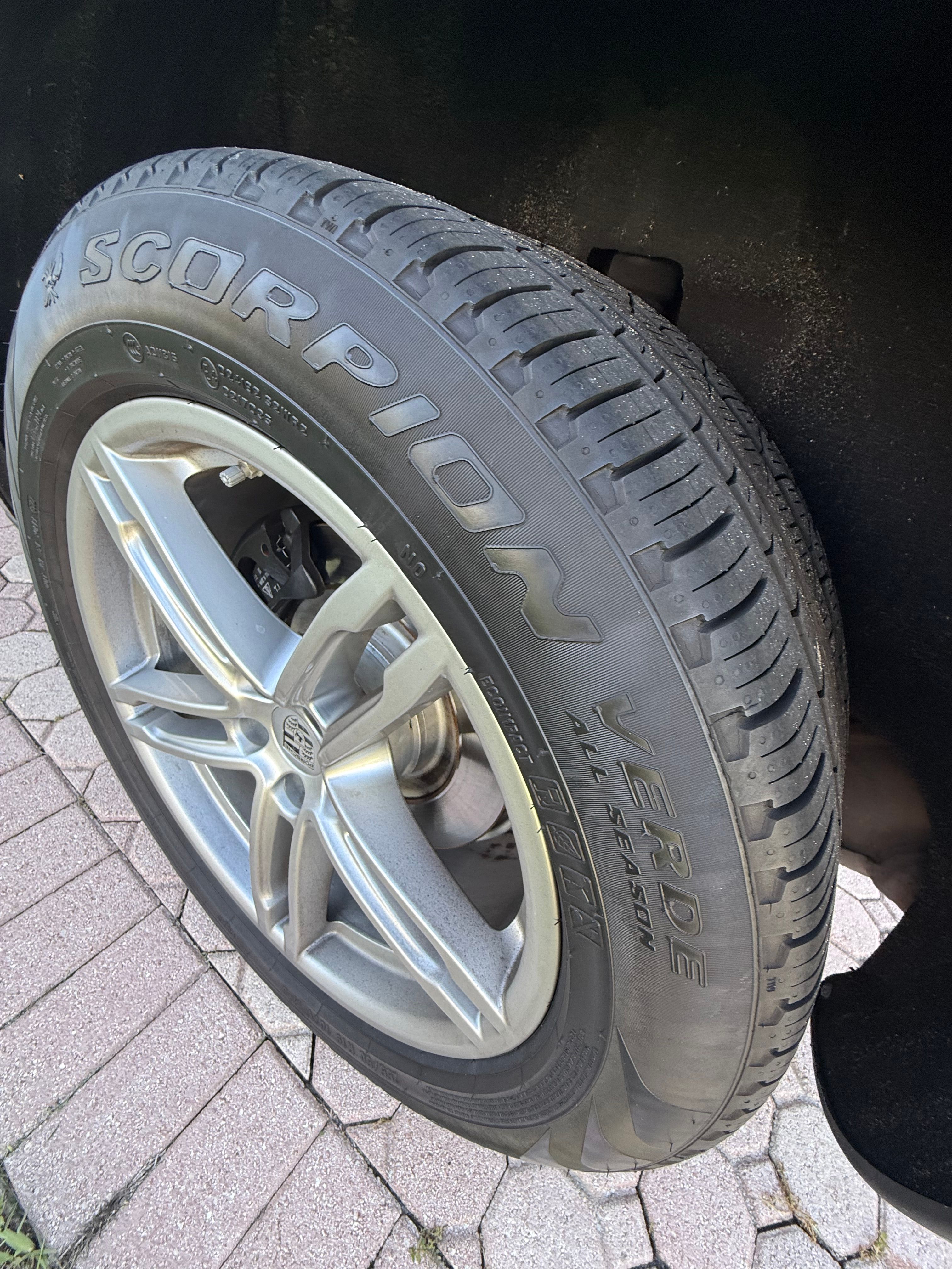 Used 2021 Porsche Macan AWD/4WD image 9