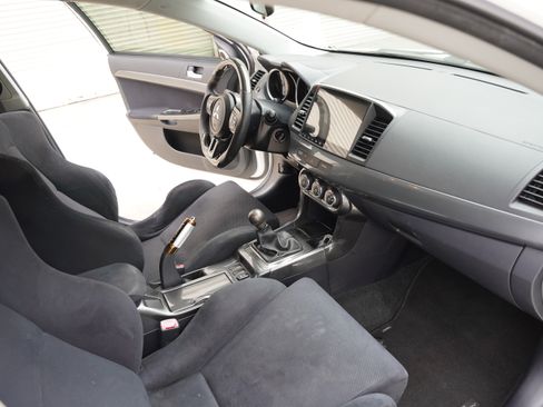 Used 2010 Mitsubishi Lancer Evolution GSR image 16