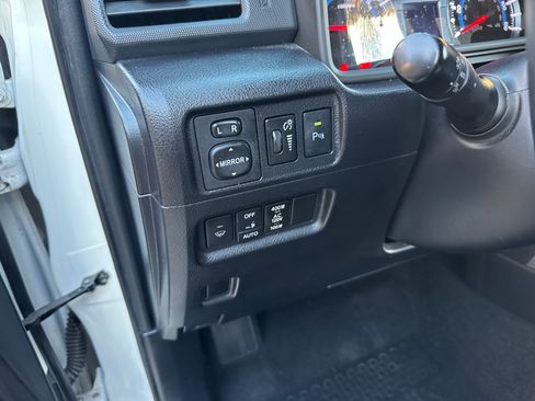 Used 2016 Toyota 4Runner Limited image 23
