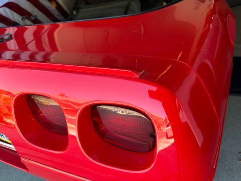 Used 1994 Chevrolet Corvette Coupe RWD image 2