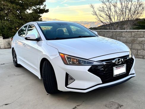 Used 2019 Hyundai Elantra Sport w/ Cargo Package image 2