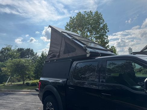 Used 2017 Ford F150 Raptor w/ Equipment Group 802A Luxury image 8