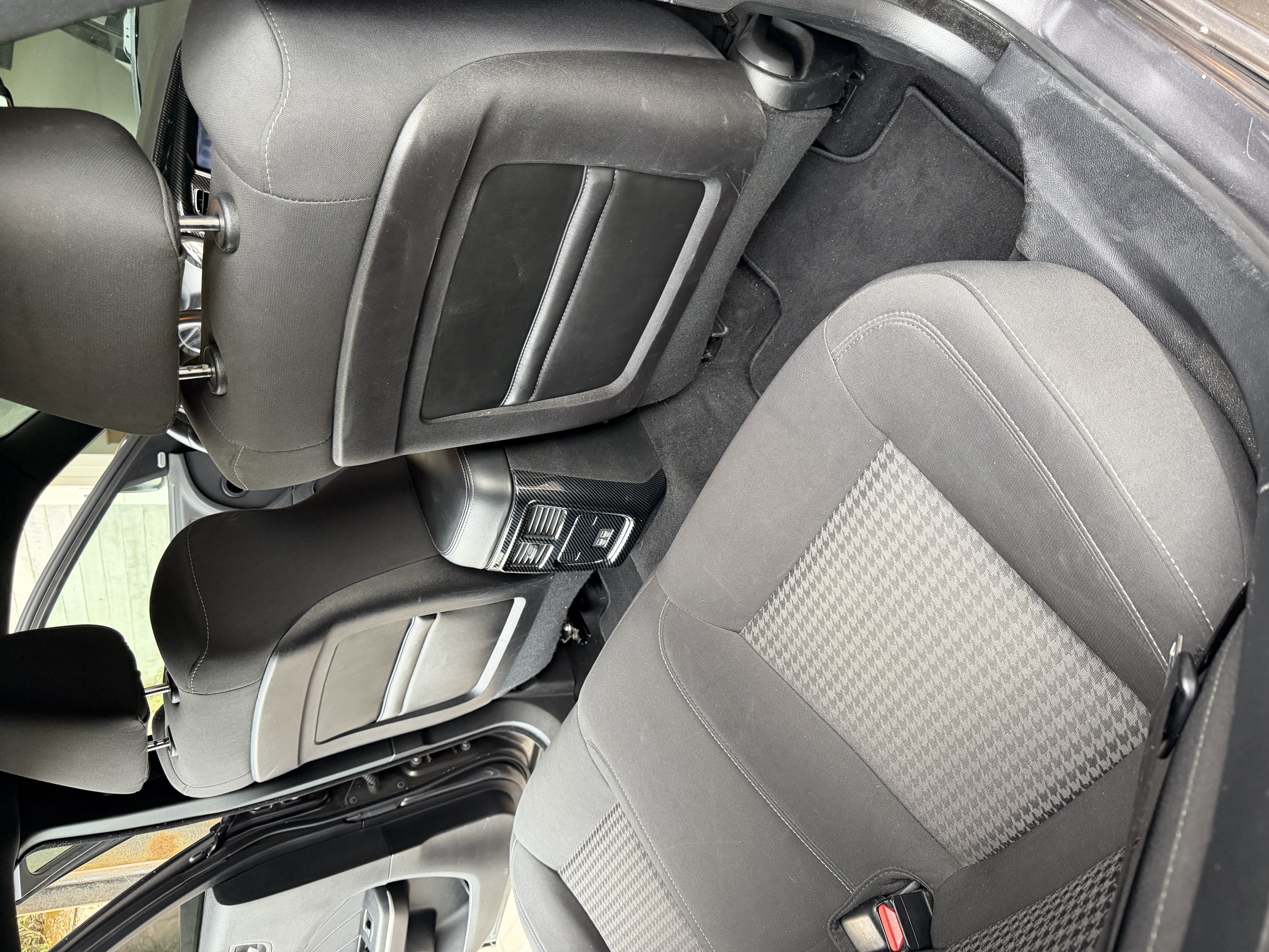 Used 2019 Dodge Charger GT w/ Navigation & Travel Group RWD image 15