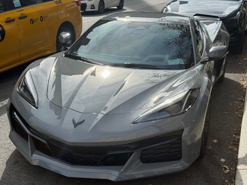 Used 2024 Chevrolet Corvette Z06 w/ LPO, Roadside Safety Package image 1