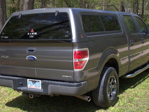Used 2012 Ford F150 2WD SuperCrew image 2