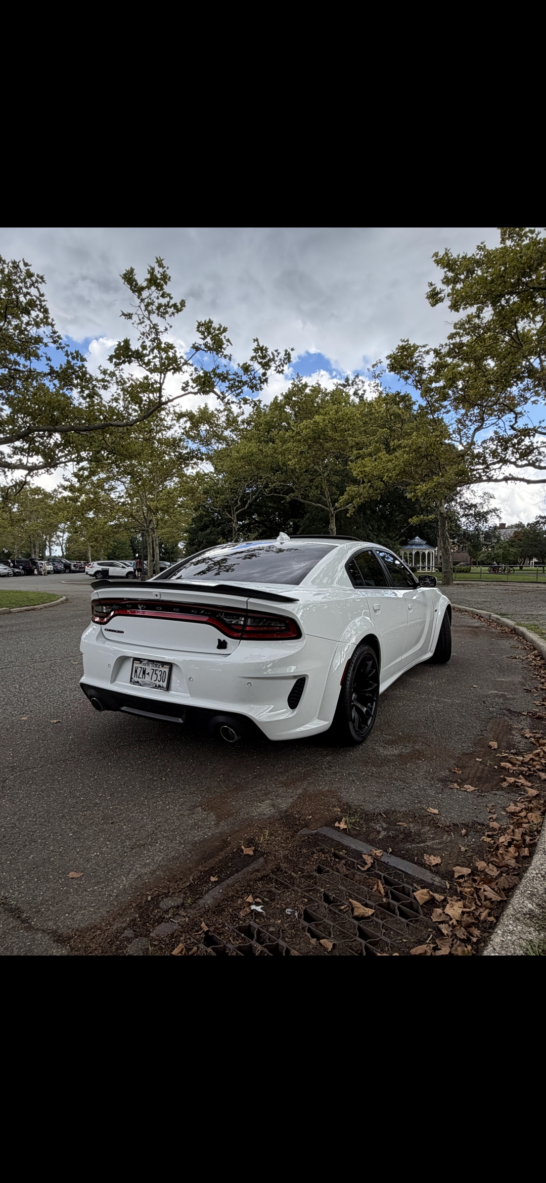 Used 2022 Dodge Charger Scat Pack RWD image 10