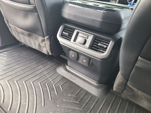 Used 2022 Ford F150 Lightning Lariat w/ Equipment Group 511A High image 26