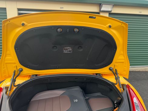 Used 2017 Nissan 370Z Touring Sport image 19