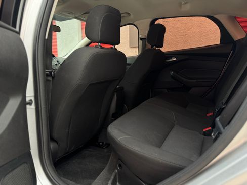 Used 2018 Ford Focus SE FWD image 20
