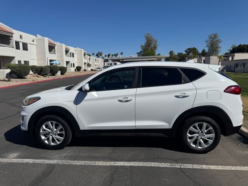 Used 2019 Hyundai Tucson SE image 8