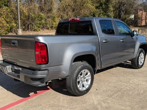 Used 2021 Chevrolet Colorado LT w/ LT Convenience Package image 5