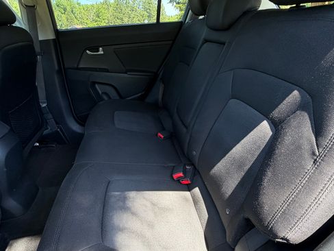Used 2013 Kia Sportage LX w/ Convenience Pkg FWD image 8