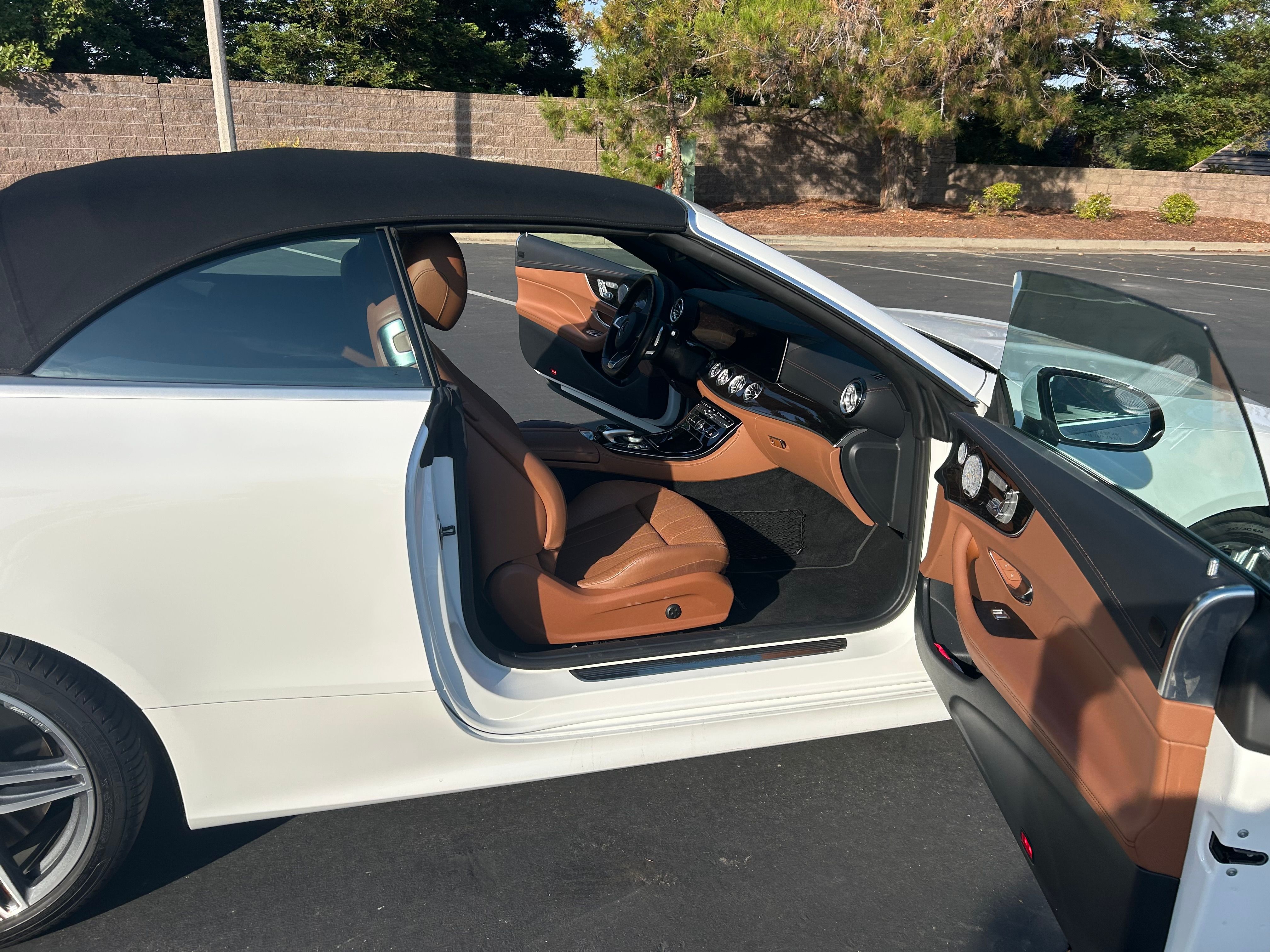 Used 2018 Mercedes-Benz E 400 Cabriolet image 11
