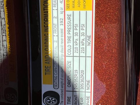 Used 2022 Chevrolet Corvette Stingray Premium Conv w/ Z51 Performance Package RWD image 10