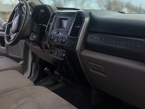 Used 2019 Ford F450 XLT image 16