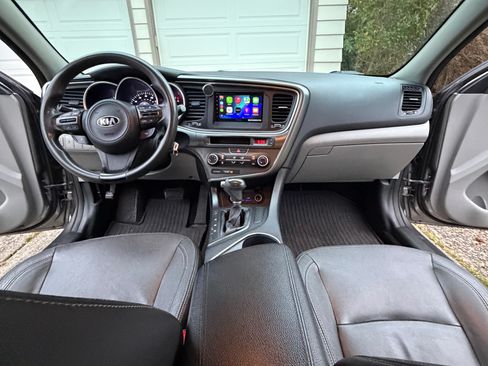 Used 2014 Kia Optima LX image 18